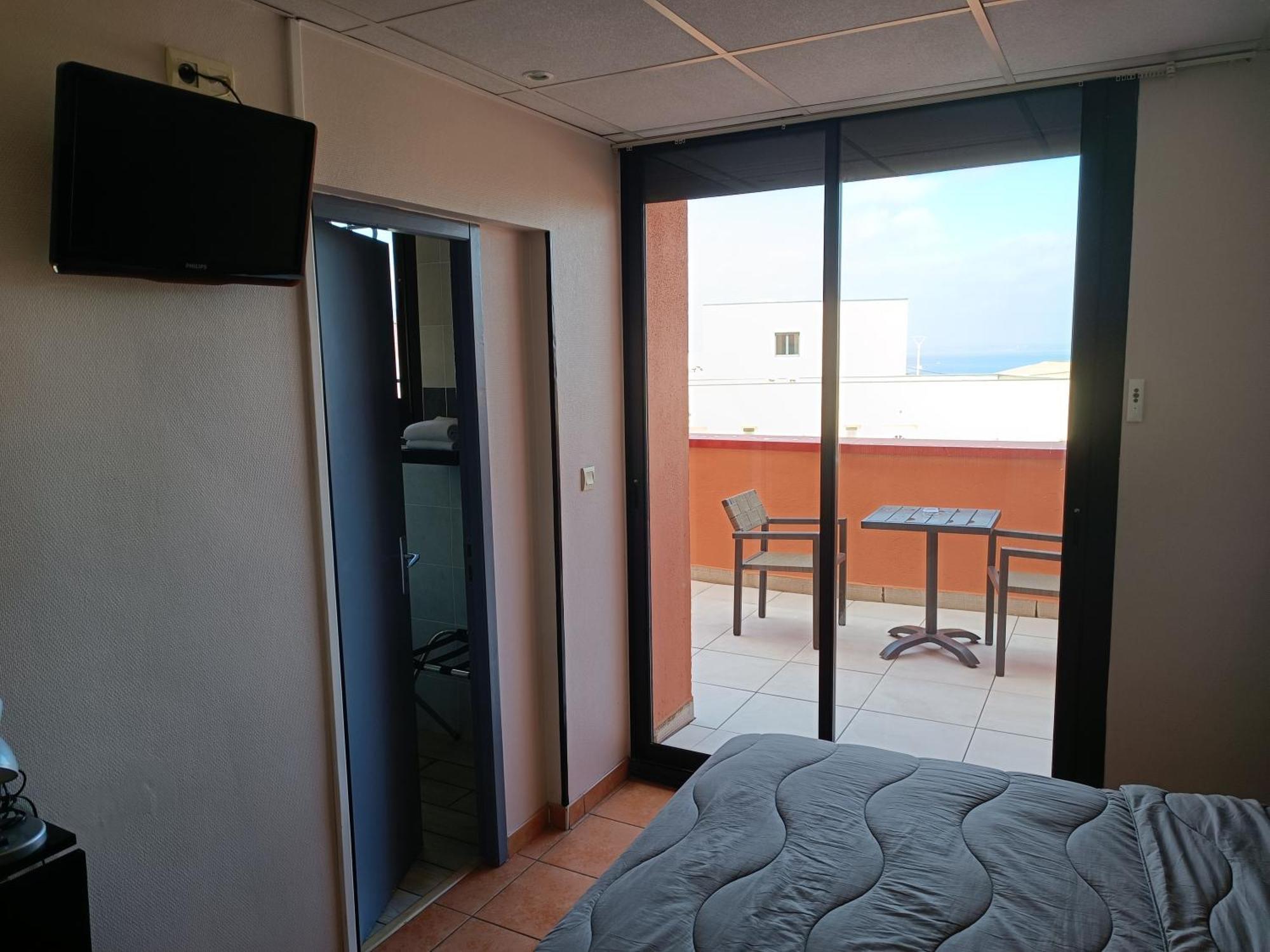 Hotel L'Hacienda Martigues Eksteriør bilde