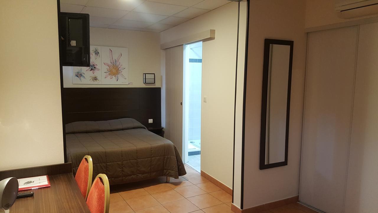 Hotel L'Hacienda Martigues Eksteriør bilde