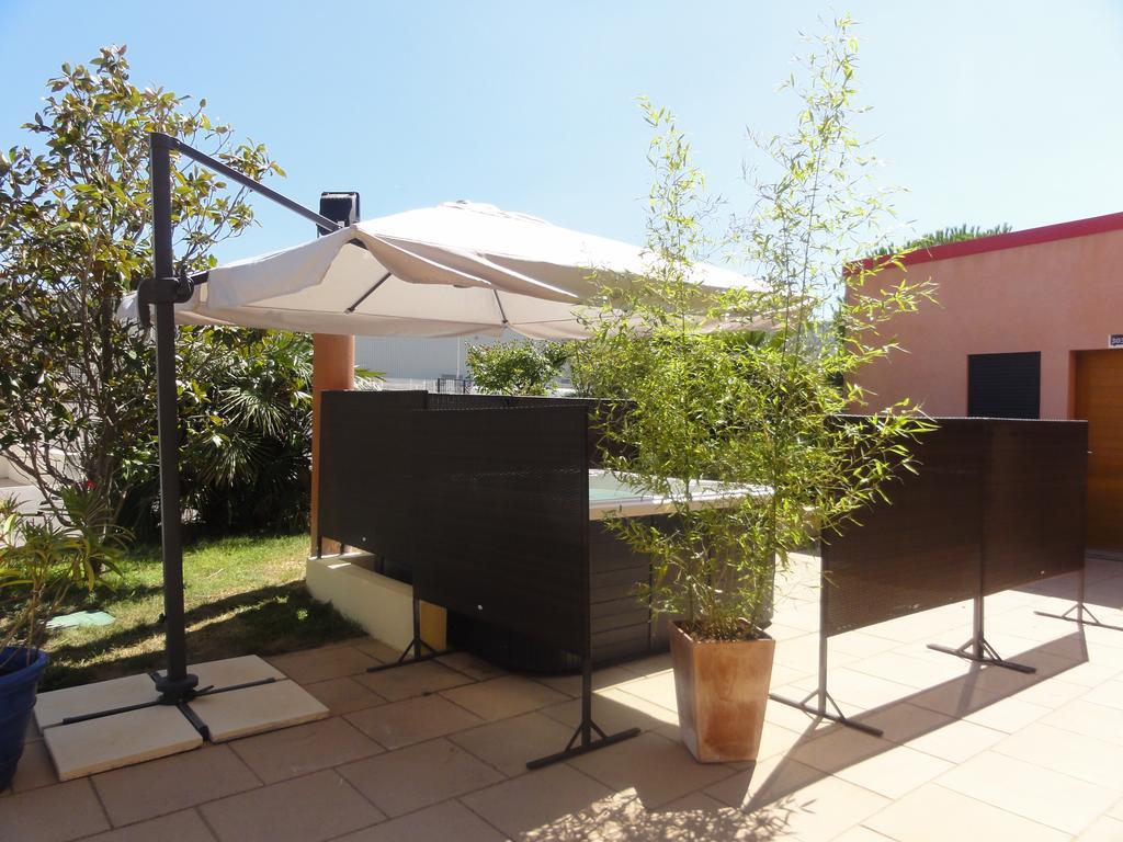 Hotel L'Hacienda Martigues Eksteriør bilde